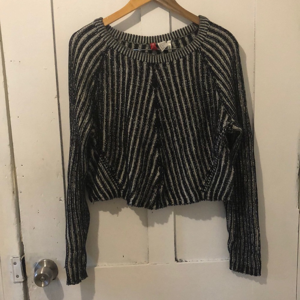100% cotton H&M sweater